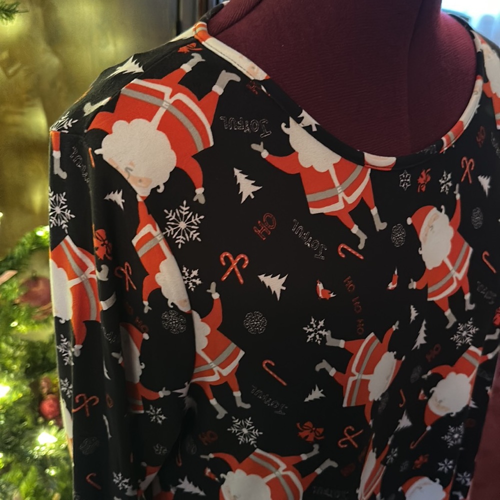 Santa Dress - Picture 4 of 8